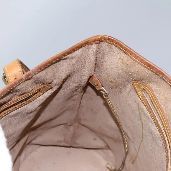 LOUIS VUITTON Monogram Bucket GM Shoulder Bag - Picture 12 of 16